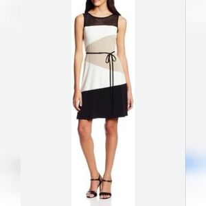 Dressbarn. Women's Sleeveless Dress. Size 8. Ivory, Black & Beige. Polyester.